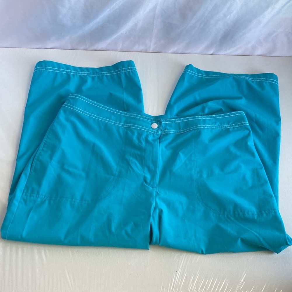 Additions by Chico’s Leisure Cropped Pants Size 3